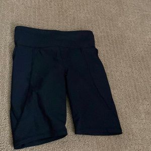 Black old navy biker shorts
